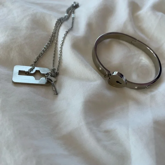 Lock & Key Necklace Bangle Set - Picture 5 of 7